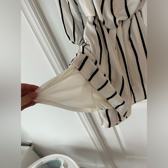 Striped Romper (Size S) - Picture 4 of 4